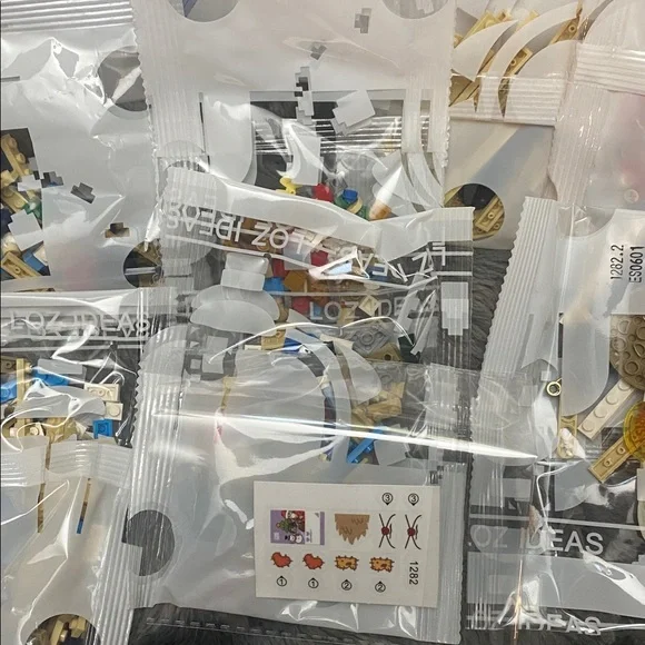 LOZ Mini Christmas Building Set - Picture 9 of 16